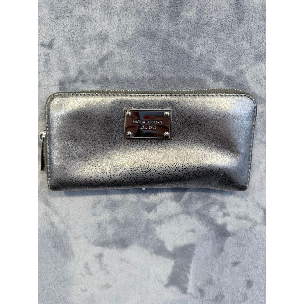 Michael Kors Womens Wallet Continental Zip Around Metallic Silver Leather Large